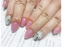 ダリアリー(Darialy)/ピンクキラキラネイル