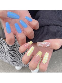 プリズム(PRISM)/デザイン+/非対称ネイル