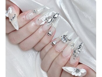 オーラ 関内 伊勢佐木長者町(Aura)/長さだしアートデザイン