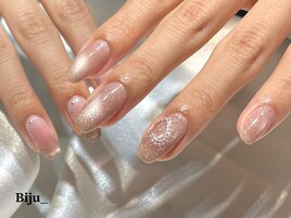 トレンドハートネイル