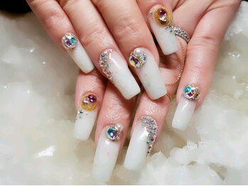 アグン(agung)/ゴージャス夏ネイル