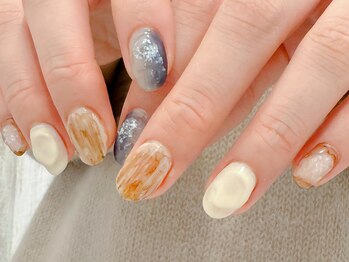 アイネイルズ 池袋店(I-nails)