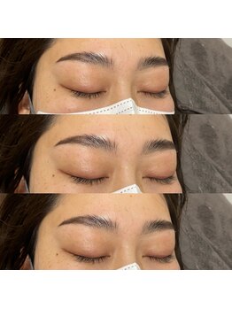 マカナニラッシュ(MAKANANI LASH)/ハリウッドブロウリフト