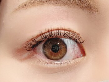 シル アイラッシュサロン(cils)の写真/《当店人気のバインドロックで話題の束感まつげを叶えます♪》モチの良さ×目力UPで理想のお目元に！