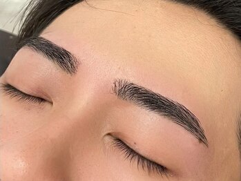 アイブロウサロンbrowme 上尾店【眉毛専門店】【4月NEWOPEN】の写真/【高技術×低価格】眉は“誰に任せるか”で変わる。イケメン眉毛で第一印象UP！結果にこだわる眉毛専門店☆