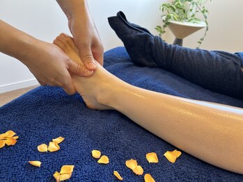 クロリラボ(黒梨Labo)/漢方オイルリンパケア