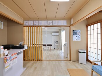 上楽スポーツ鍼灸院の写真/【富山市水橋OPEN★】知識&経験豊富な鍼灸師による施術を体感ください！完全個室でゆったり受けられます♪