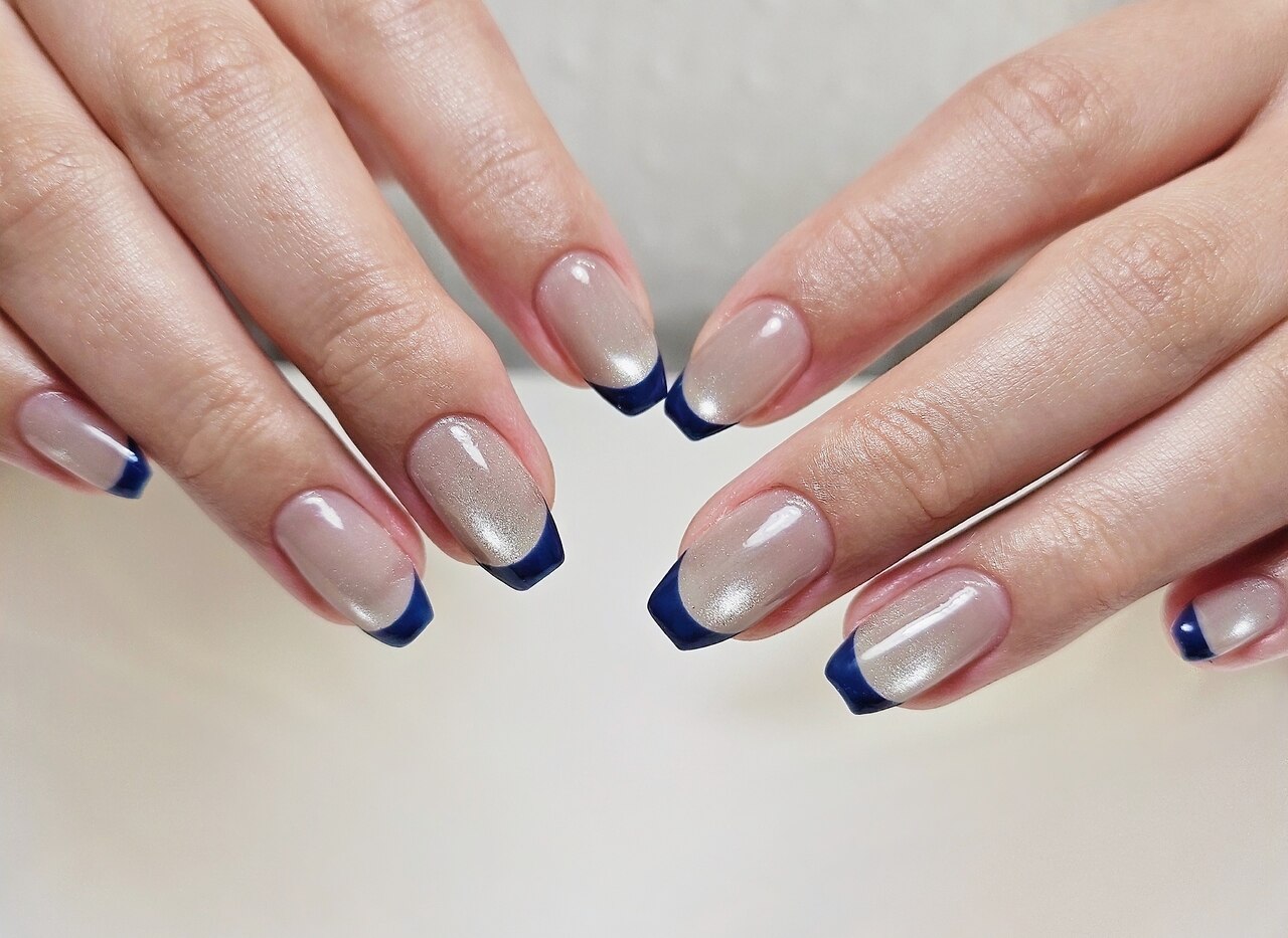 ネイルチップ オーダー ネイビー マグネット フレンチ キルティング サブカル 2025年秋トレンド】ネイビー フレンチのネイルデザイン集｜人気