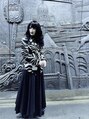 ショコ アンド ラム(Syoko&Lum) ゴシックも様々です。高松の地下道にて。