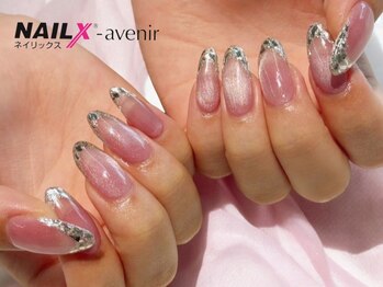 ネイリックス アヴェニール(NAILX avenir)/マグネット×ガラスフレンチ