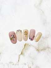 モニカ(Monica)/押し花ネイル¥9900
