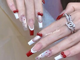 フレンチハートネイル
