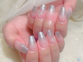 ティアリス(NAIL SALON TIARIS)/繊細シルバーラメネイル