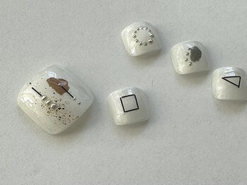 キクヤ(Kikuya)/パールホワイト