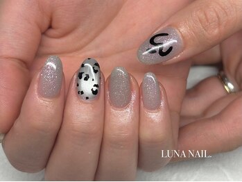 ルナネイル(LUNA NAIL.)/2本アート