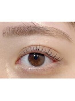 アルーシェ 船堀店(Alushe)の写真/派手すぎず品格ある目元へ★一人ひとりに合わせた繊細なカール感で、ナチュラルな美しさを引き出します♪