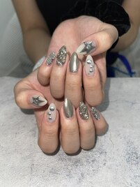個性派ネイル