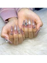 ダリア(Daria)/大人可愛いクリスマスネイル