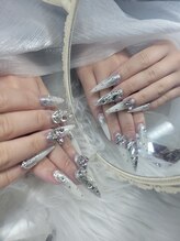 レーヴ(REVE)/長さ出しデザイン