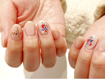 ネイルズ ララ(nails Lala)/星野源。