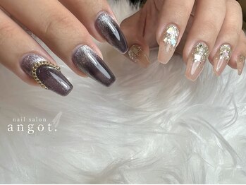 アンガット(angot.)/シェルラメマグネットネイル
