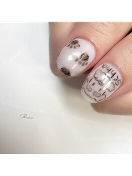 ドットビー(.Bee)/