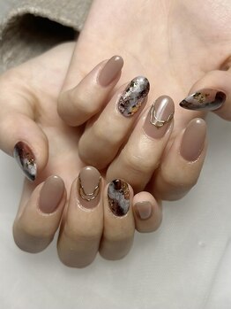 フウ(Huh)/定額ネイル華やか