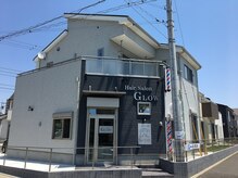 ヘアーサロングロウ(GLOW)の雰囲気（店舗外観★店舗裏に駐車場3台あります★マスク着用★手指消毒★）