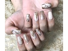 ケーエヌ(KN)/大理石ネイル