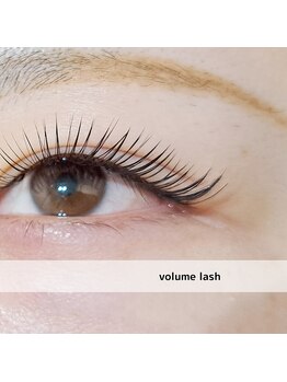クロエ ネイルアンドアイラッシュ(Cloe)/ボリュームラッシュ