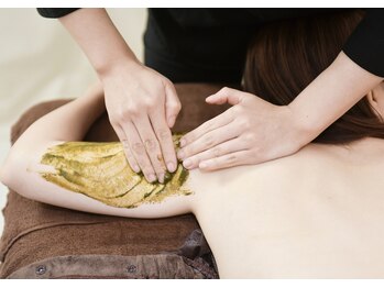 エミルカ 札幌駅北口店(EMILUCA)/【二の腕】