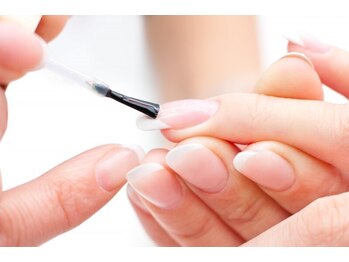 ネイルサロンディーバ 宝塚店(Diva)の写真/≪まずは2回通ってみて下さい≫初回価格2回迄同価格◎【通い続ける程自爪が強くなる】爪を育てるサロン！