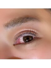 ダズリングビー(Dazzling B)/ラッシュリフト