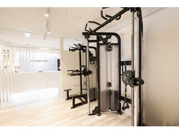 トレーニングスタジオ G3/ケーブルマシン