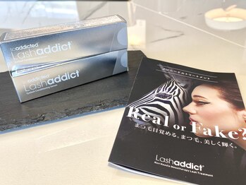 ゴールド(GOLD)/【Lashaddict】取扱サロン!