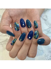 ネイビーネイル