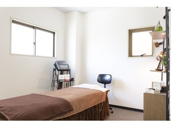 ウィズ鍼灸整骨院 三国本院(with.鍼灸整骨院)/施術室(個室)