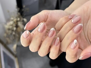 ラモ ネイル 大宮(Ramo)の写真/シンプルの中に光るプロの技術＊貴方の爪の状態に合わせて施術&デザイン提案◎指先に彩を#京都#大宮#中京区