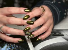 アース ネイルアンドアイラッシュ 甲府昭和店(HAIR & MAKE EARTH Nail&Eyelash)/メタリックワンポイント　￥6900