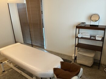 パウワウ 神楽坂店の写真/【全身整体+骨盤+小顔60分~】完全個室の贅沢空間。女性のライフステージ/生理周期に寄り添う貴方だけの整体