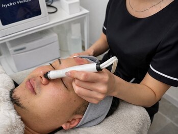 ロア(RoA.)の写真/《メンズ大歓迎★》大切な第一印象は肌で決まる！気になるテカリ・ざらつき・黒ずみ対策に◎