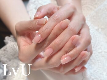 ラブユー(LvU)の写真/ひっそりと佇む一席のみの隠れ家サロン◆深爪や噛み癖に悩む方も◎自然な長さ出しで、見せたくなる指先へ◆