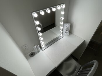 バニーヒップ(Bunny Hip)/powder room..