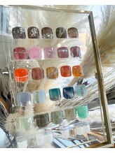 カウイ イン ハロイ(Kaui in haloi)/フットネイル選べる50パターン