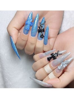 アシメクロムネイル