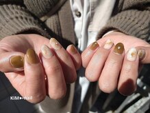 ケイアイエムネイル(KIM nail)/もやもやニュアンス×カーキ