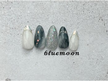 ブルームーン(bluemoon)/モノトーンニュアンスネイル