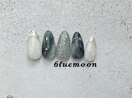 モノトーンニュアンスネイル