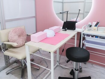 ビンナ(BINNA)の写真/【完全個室】お得に本格韓国nailが楽しめる！爪を綺麗に整え自爪を美しく魅せます♪