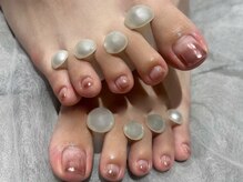 ネイルアンドアイラッシュ アヴィ(Nail and Eyelash A'vi)/フットニュアンスネイル